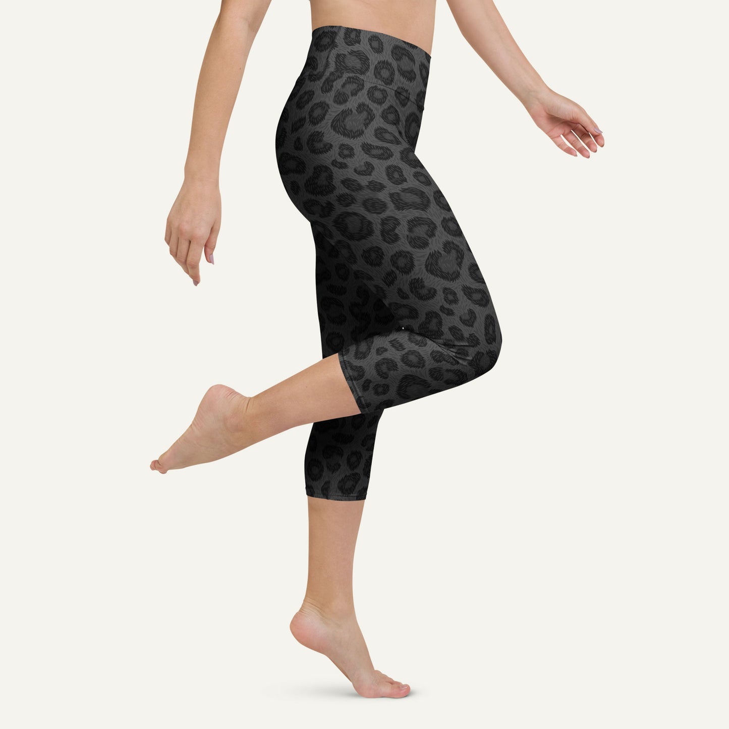 Black Leopard Print High-Waisted Capri Leggings