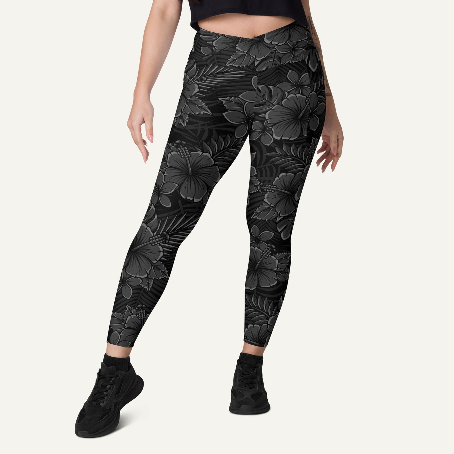 Black Tropical Florals Crossover Leggings With Pockets