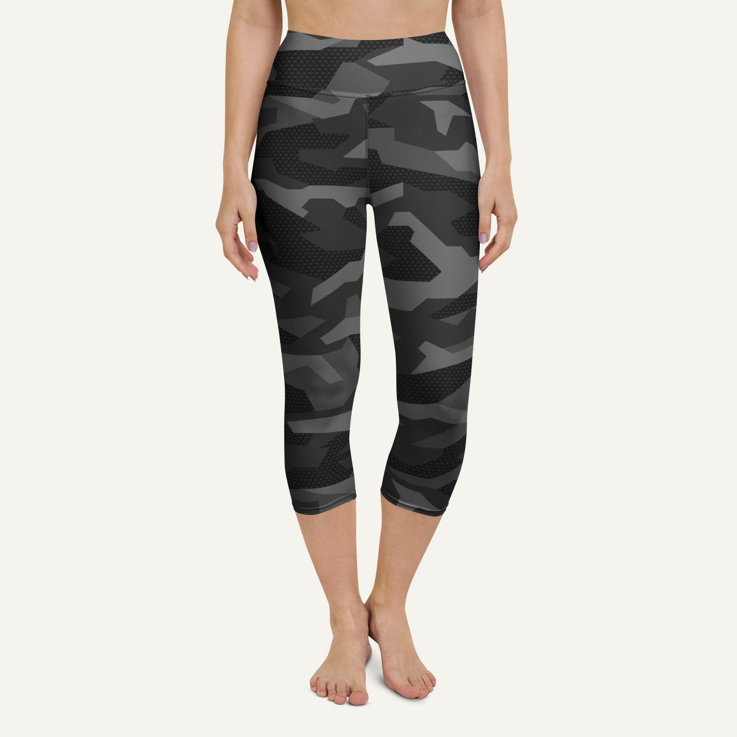 Black Geometric Camo High-Waisted Capri Leggings - Ministry of Sweat