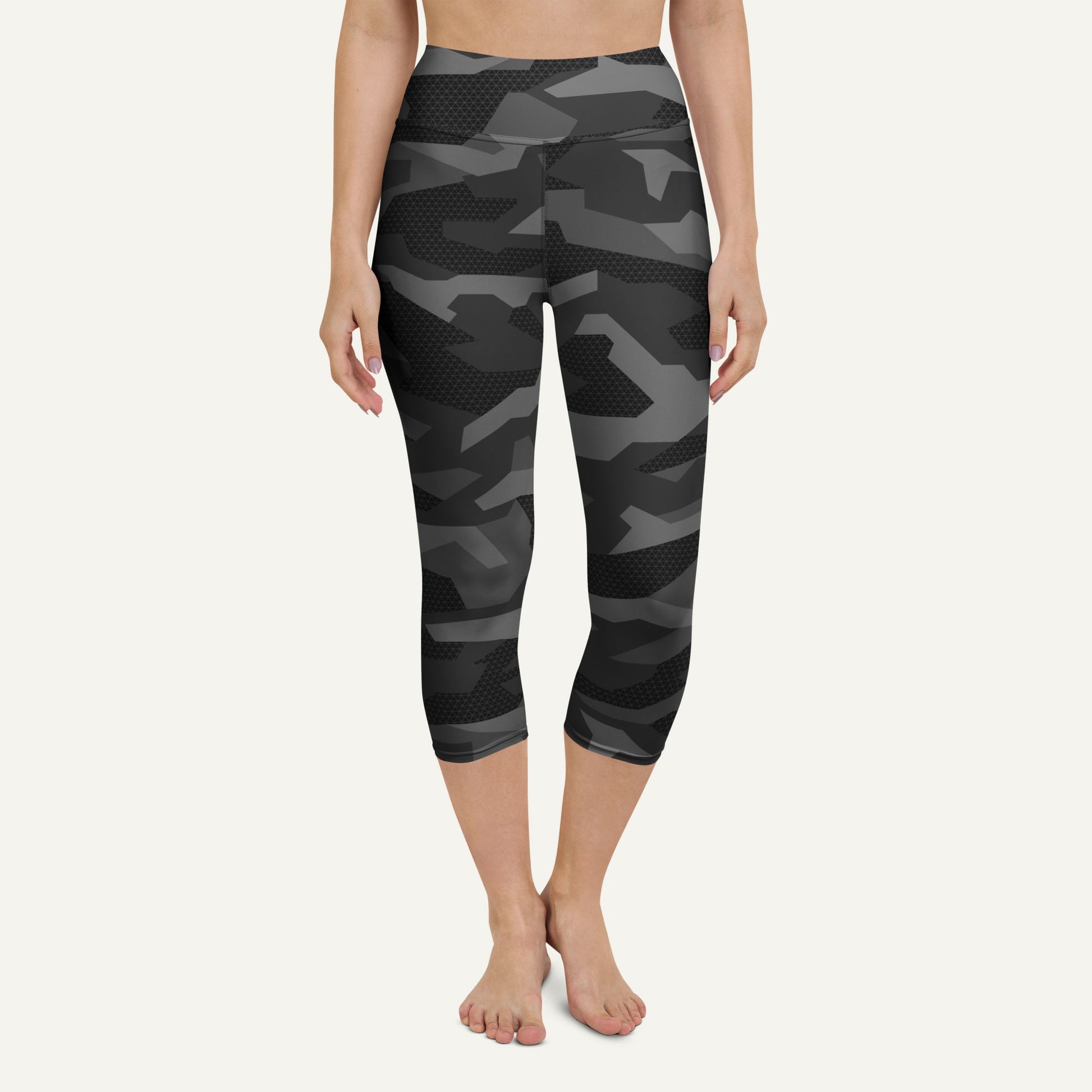 Black Geometric Camo High-Waisted Capri Leggings - Ministry of Sweat