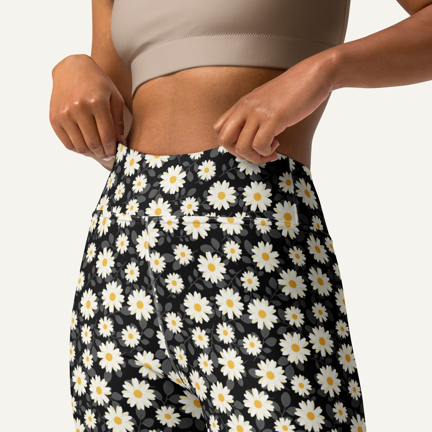 Summer Daisies Black High-Waisted Leggings